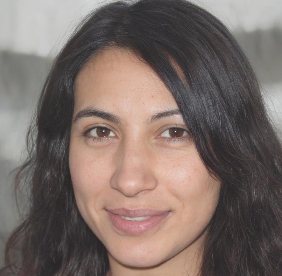 Elena Marchetti, Fondatrice